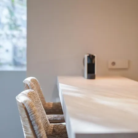 The Canopy Loft, A Curated 5-star Experience Athens