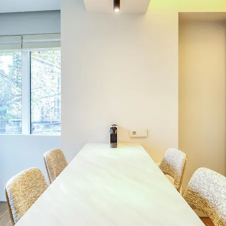 Apartment The Canopy Loft, A Curated 5-star Experience *