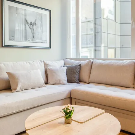 The Canopy Loft, A Curated 5-star Experience