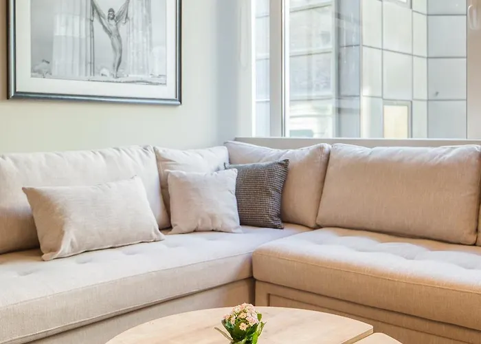 The Canopy Loft, A Curated 5-star Experience